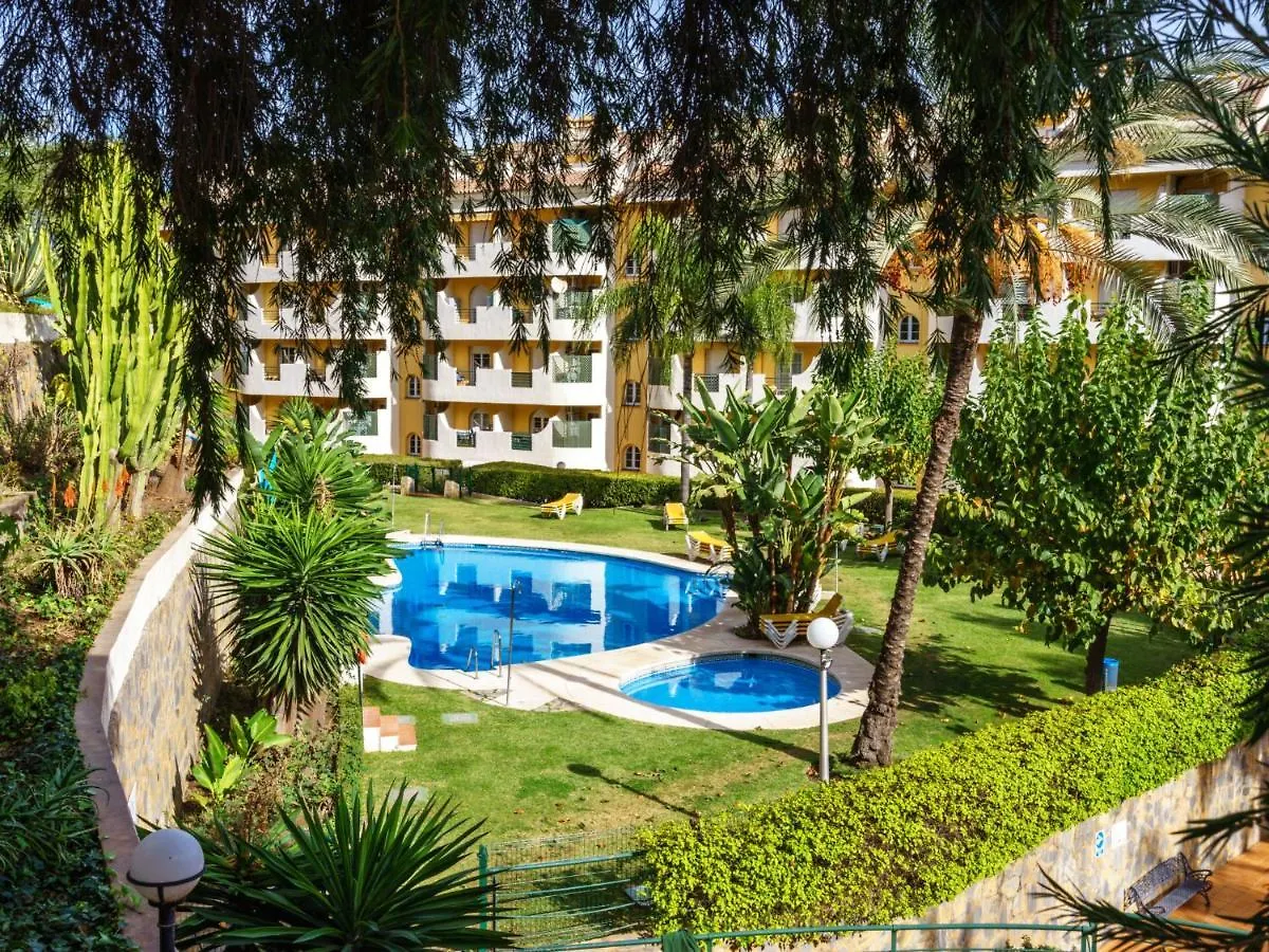 Apartment Senorio De Aloha By Interhome Marbella